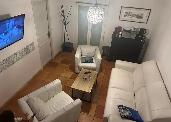 La Bella Pensionat Abzac (Gironde)